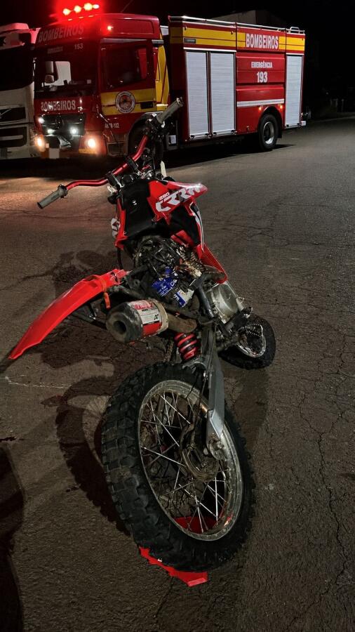 Motociclista fica ferido após colisão com carreta em Abelardo Luz