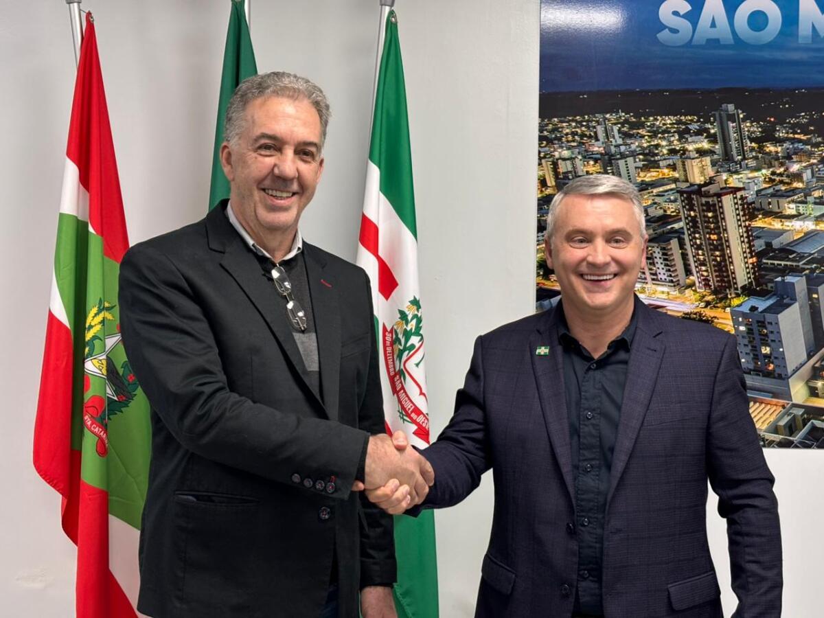 Carlos Agostini assume Prefeitura de São Miguel do Oeste por 15 dias