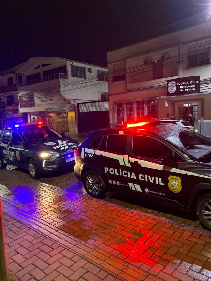 Polícia mira organização criminosa no Oeste de SC e cumpre 16 mandados de prisão