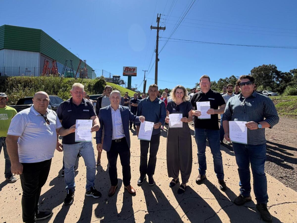 Ordem de execução é assinada para pavimentação asfáltica da marginal da BR-163 em SMO