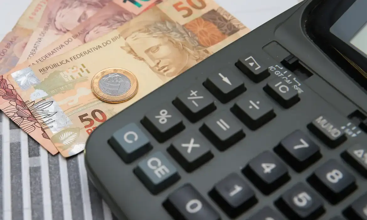Contas do governo federal registram déficit de R$ 53,3 bilhões em maio