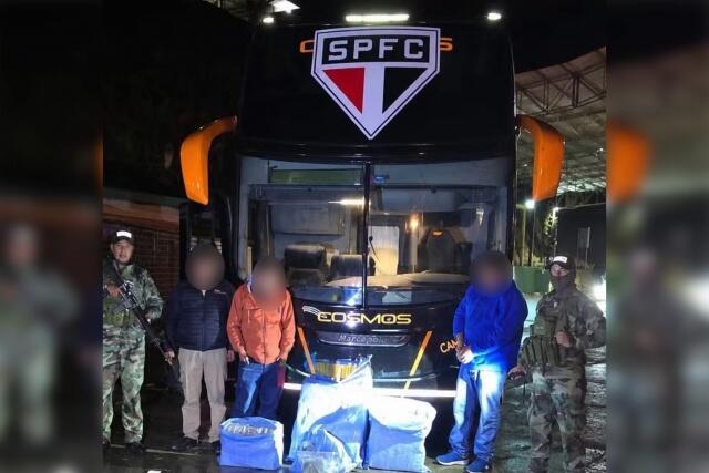 Ônibus contratado pelo São Paulo F.C. é apreendido com maconha na Bolívia