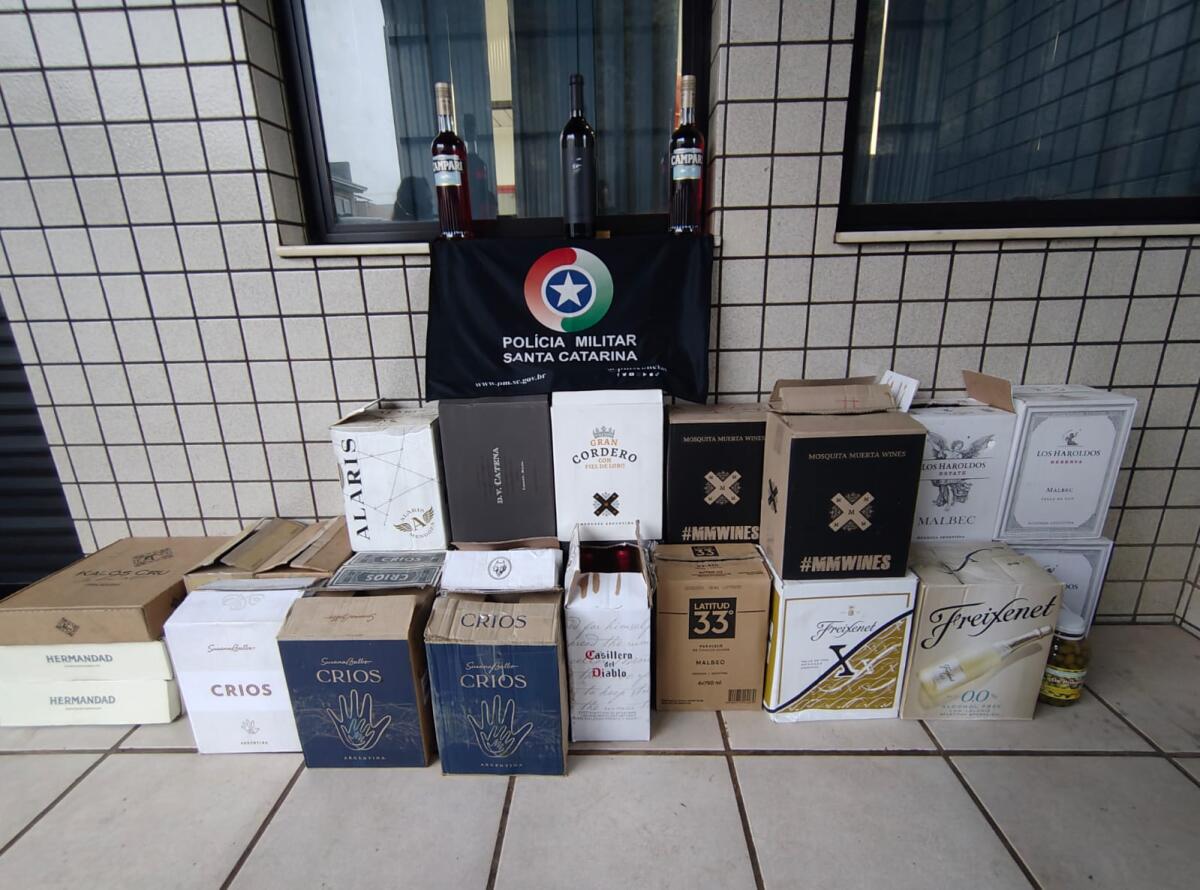 PM apreende 172 garrafas de vinhos argentinos em Dionísio Cerqueira