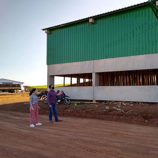 Instalação de entreposto segue em ritmo acelerado em Guarujá do Sul