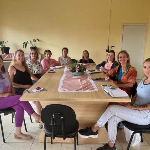 Conselho Municipal dos Direitos da Mulher faz campanha no Agosto Lilás