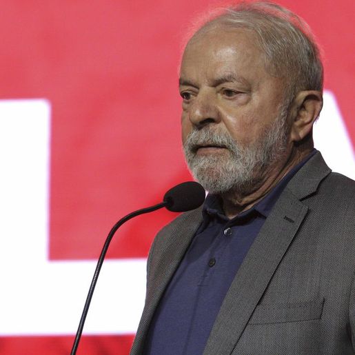 Lula anuncia Haddad, Rui Costa, José Múcio e Flávio Dino como ministros