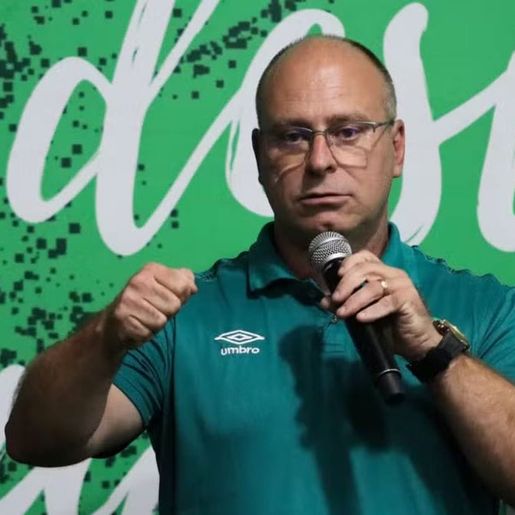 Presidente diz que a Chapecoense foi roubada e ameaça deixar a FCF