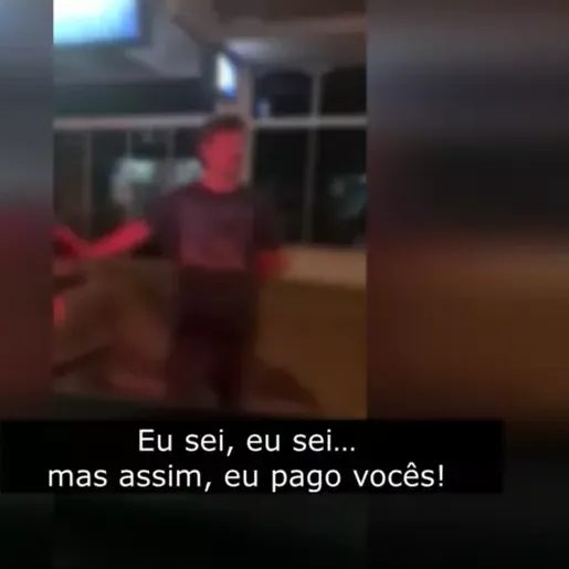 Motorista bêbado dirige de ré em Chapecó e tenta subornar guardas com R$ 2 mil; VÍDEO