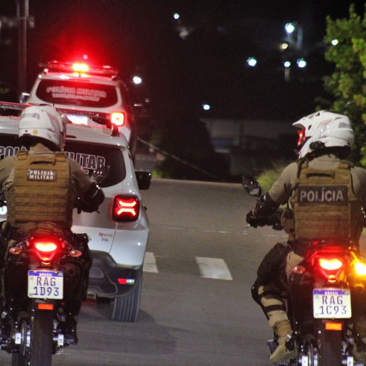 Veículo é apreendido após manobras perigosas em Anchieta