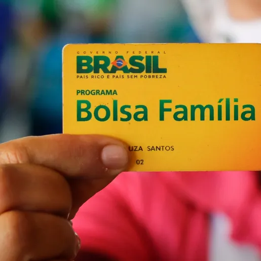 Governo vai excluir 1,5 milhão que recebiam Bolsa Família irregularmente
