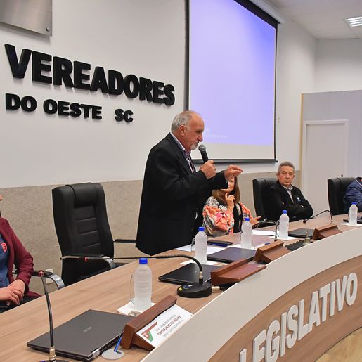 Comunidade se manifesta contra instalação de ciclovia na Rua Oiapoc