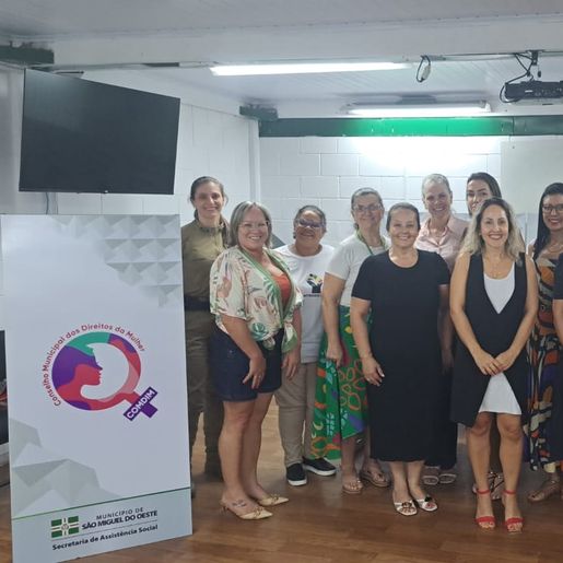 Com chá, cartões e novas ações, Conselho da Mulher de São Miguel do Oeste define agenda para 2026