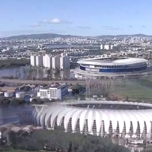 Um ano depois, como Arena e Beira-Rio se recuperaram dos prejuízos da enchente no RS