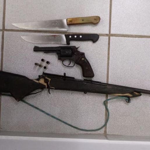 Mulher é atingida por disparo na cabeça em Dionísio Cerqueira