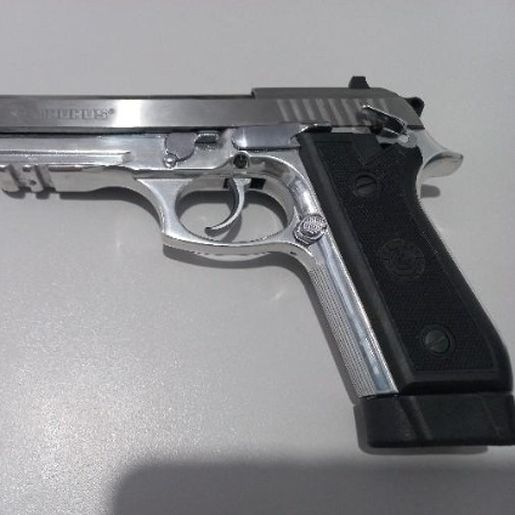 Homem armado é preso em Guaraciaba após discussão em comércio