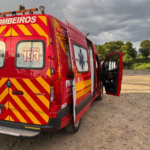 Homem sofre fratura ao ser atingido por concreto de 450 kg em Cunha Porã