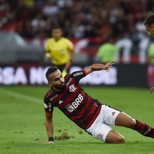 Flamengo pressiona, mas Keiller brilha e Inter segura empate no Maracanã