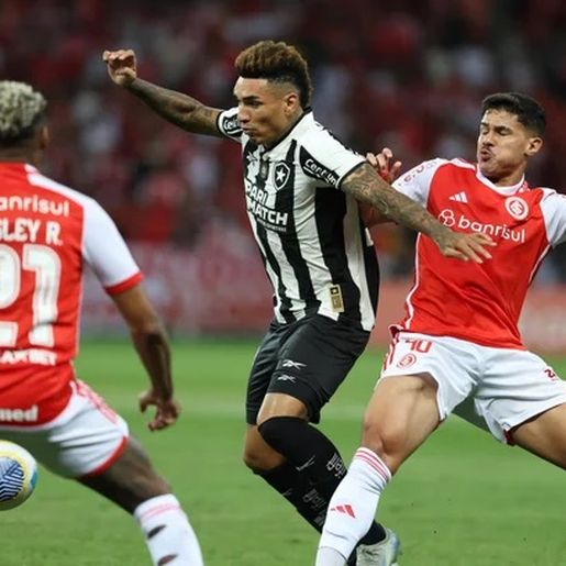 Inter perde para o Botafogo, que joga por empate na última rodada para ser campeão brasileiro