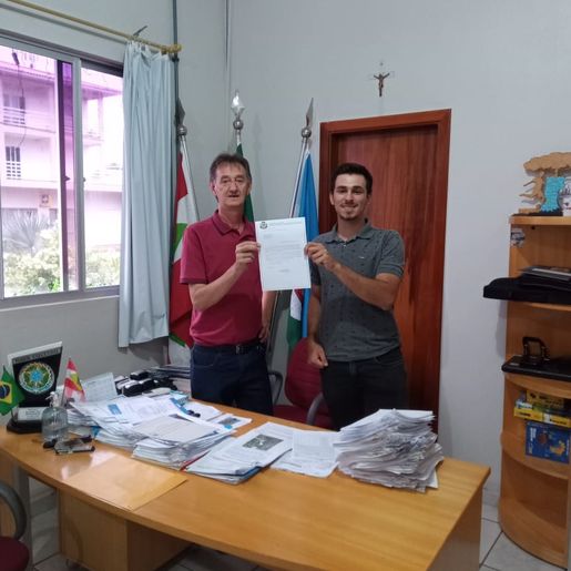 Legislativo de Santa Helena devolve mais de R$ 128 mil para Executivo