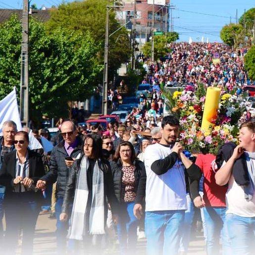 Paróquia Nossa Senhora Das Mercês participa da Romaria Vocacional em Pinhalzinho
