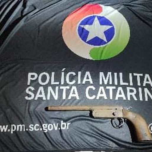 Homem é preso por ameaça e porte ilegal de arma de fogo em Iporã do Oeste