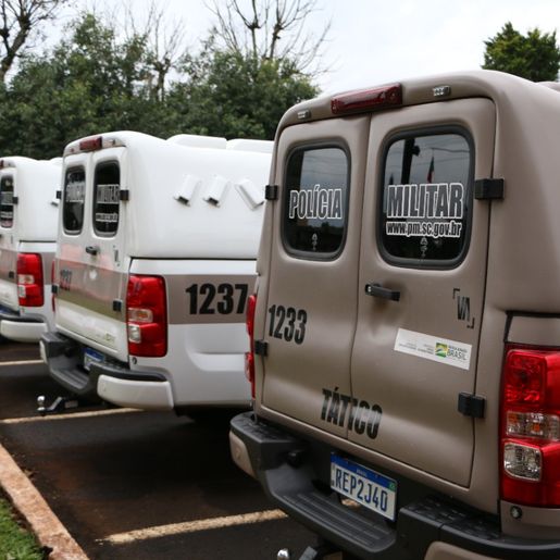 Polícia Militar recebe viaturas para policiamento de fronteira