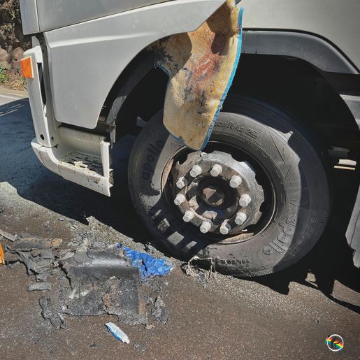 VÍDEO: Incêndio destrói cabine de caminhão na BR 282, em São Miguel do Oeste