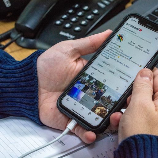 Venda de iPhone sem carregador de bateria é proibida pelo Ministério da Justiça