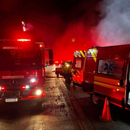 Bombeiros detalham atendimento de vítimas em acidente na BR-282