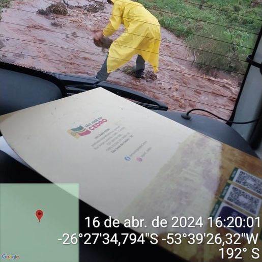 Chuvas de 100 milímetros em poucas horas causam estragos em Cedro