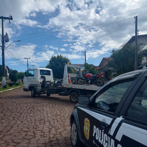 Motocicleta envolvida em grave acidente em Descanso é apreendida