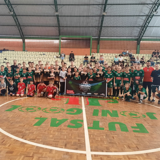 Abertura da Taça Armazém dos Óculos de Futsal agita Ginásio JONI GOOL