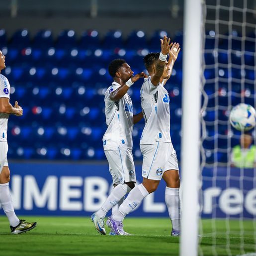 No sufoco, Grêmio estreia com vitória fora de casa pela Sul-Americana