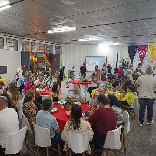 Jantar Alemão da Kerbfest de Iporã do Oeste foi um sucesso