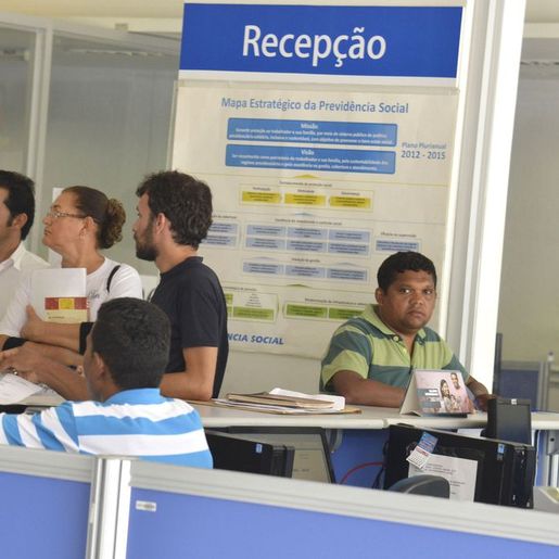 Após 52 dias em greve, médicos peritos do INSS voltam a trabalhar