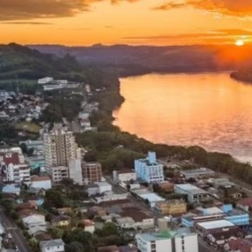 Onda de calor persiste no Extremo Oeste, com termômetros acima dos 35°C