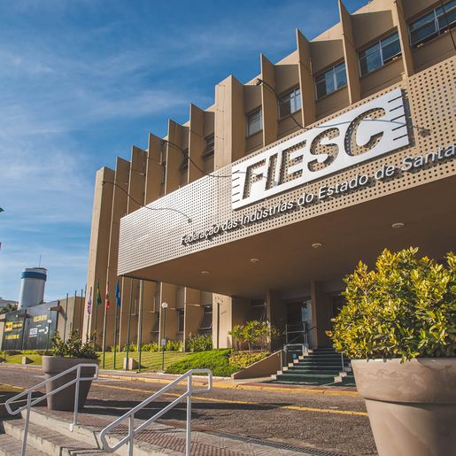 Fiesc recomenda à diplomacia negociar com os EUA porque tarifaço vai gerar desemprego