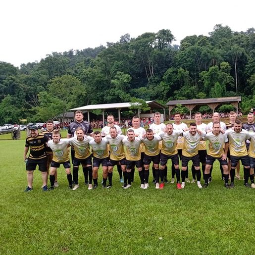 Dourado vence a 1ª da final Sério Ouro do Municipal de Itapiranga