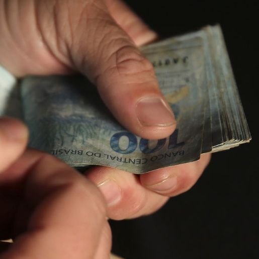 Mais 1,4 mi de pessoas poderão sacar abono salarial a partir deste mês