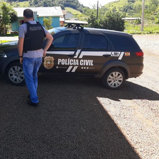 Polícia Civil percorre cidade e interior de SJCedro para cobrar fechamento do comércio