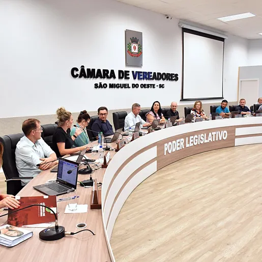 Câmara aprova projeto que amplia vagas de engenheiros, arquitetos e professores em SMO