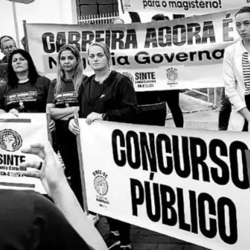 Sem acordo, professores da rede estadual mantêm greve em SC