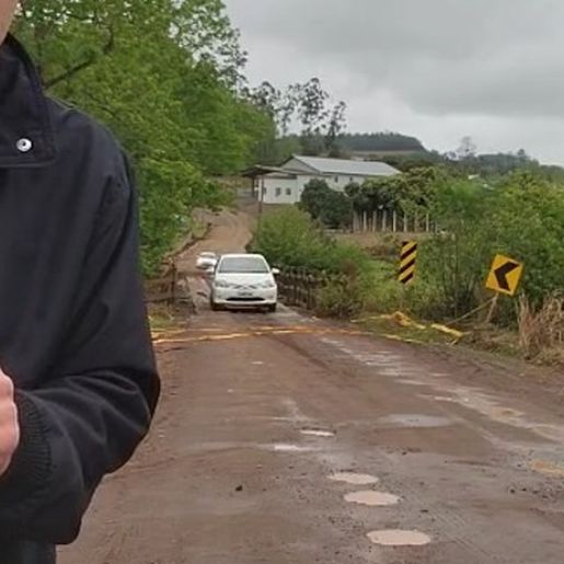 Fitas de isolamento são arrancadas de ponte na SC-283 em Itapiranga