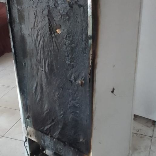 Geladeira pega fogo e danifica residência em Descanso