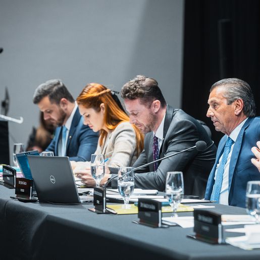 Deputados lamentam trabalho infantil e denunciam planos de saúde