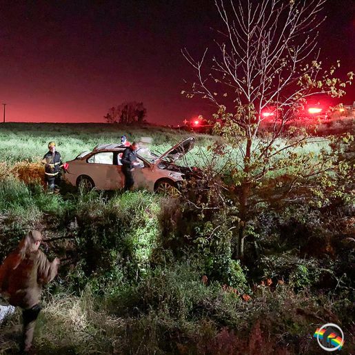 Motorista morre após ser ejetado do carro em acidente no interior de SMOeste; Assista
