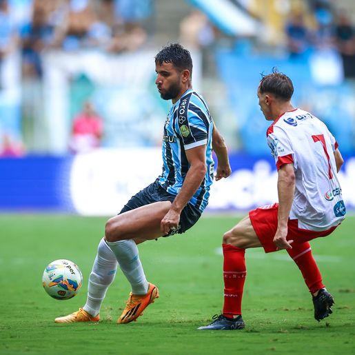 Grêmio joga mal e só empata com o São Luiz na Arena