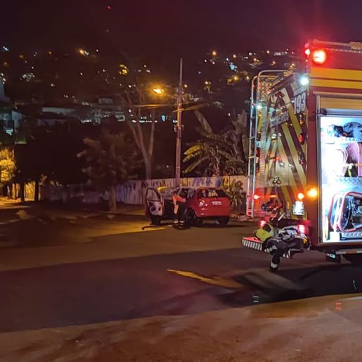 Incêndio em veículo mobiliza os bombeiros em São José do Cedro
