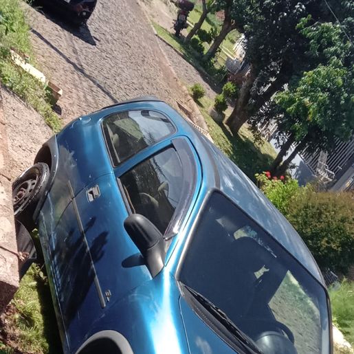 Mulher tem veículo furtado no centro de São Miguel do Oeste