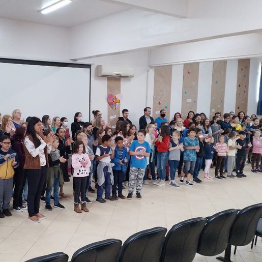 EEB São Miguel recebe mais de 300 pais e alunos no Dia da Família na Escola